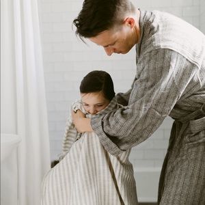 Odd bird unisex woven robe m/l